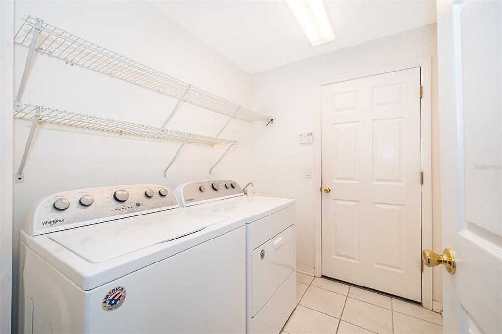 For Sale: $671,000 (5 beds, 3 baths, 3017 Square Feet)