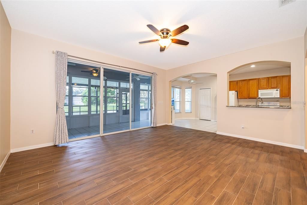 For Sale: $671,000 (5 beds, 3 baths, 3017 Square Feet)