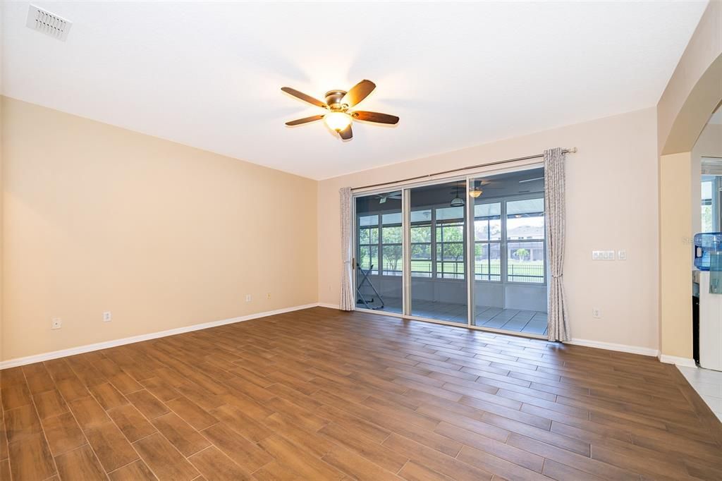 For Sale: $671,000 (5 beds, 3 baths, 3017 Square Feet)