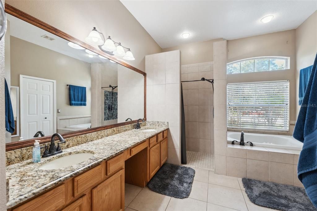 待售: $515,000 (4 贝兹, 3 浴室, 3578 平方英尺)