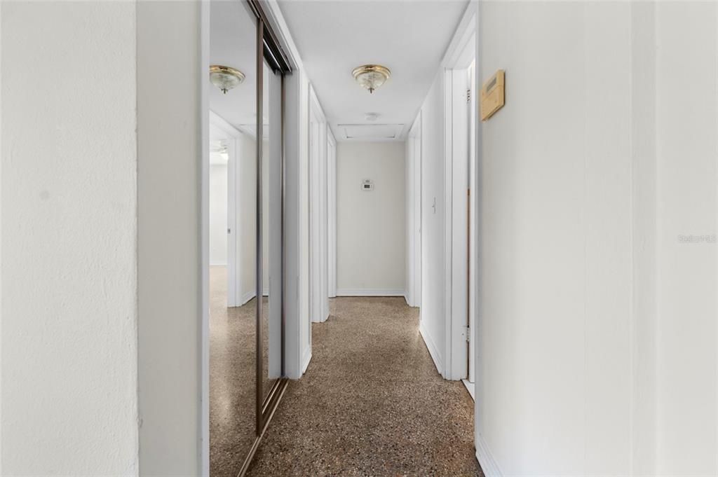 Active With Contract: $219,900 (3 beds, 1 baths, 1262 Square Feet)