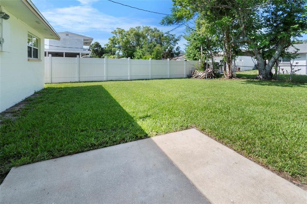 Active With Contract: $219,900 (3 beds, 1 baths, 1262 Square Feet)