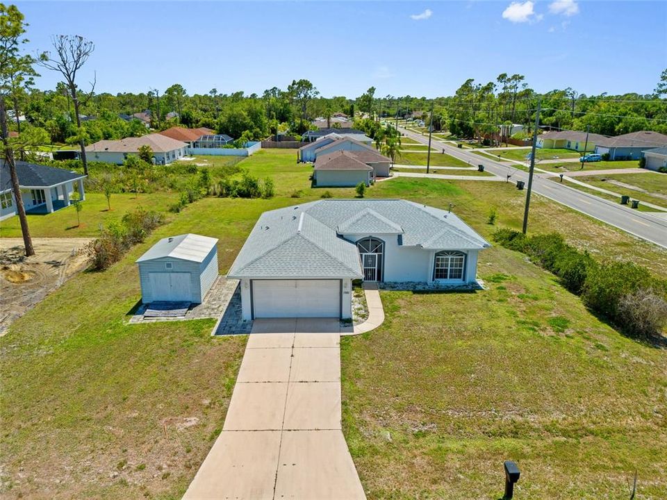 Active With Contract: $254,900 (3 beds, 2 baths, 1413 Square Feet)