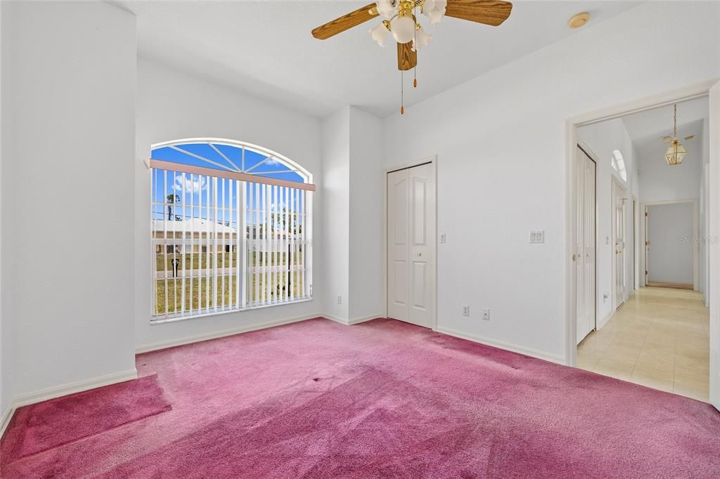 Active With Contract: $254,900 (3 beds, 2 baths, 1413 Square Feet)