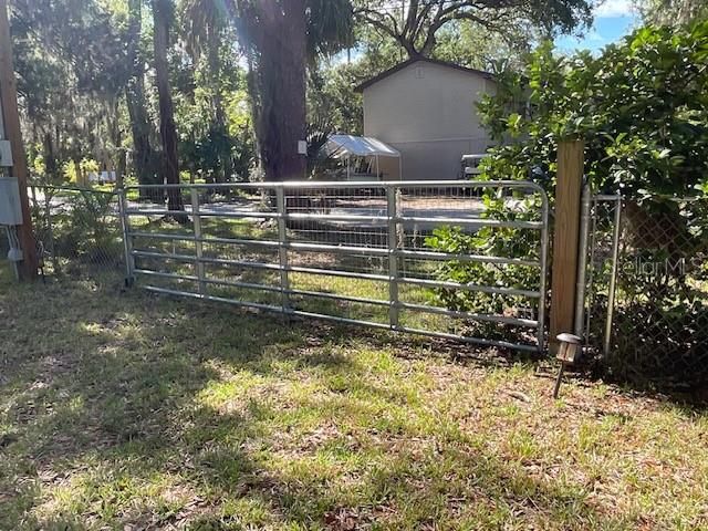 For Sale: $160,000 (0.13 acres)