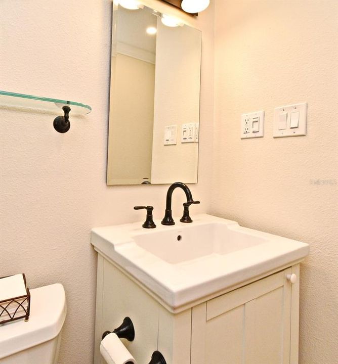 For Sale: $1,045,000 (3 beds, 2 baths, 1425 Square Feet)