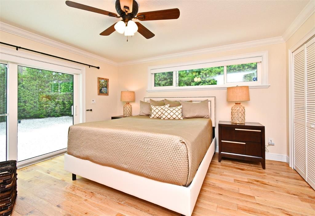 For Sale: $1,045,000 (3 beds, 2 baths, 1425 Square Feet)