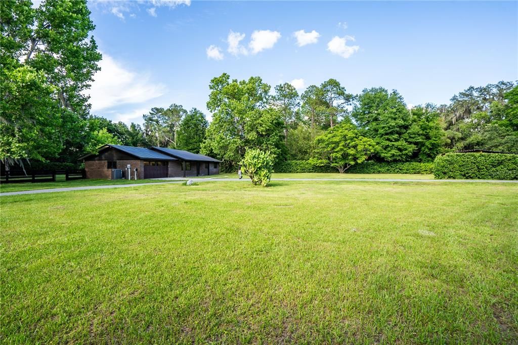 For Sale: $655,000 (3 beds, 1 baths, 1740 Square Feet)