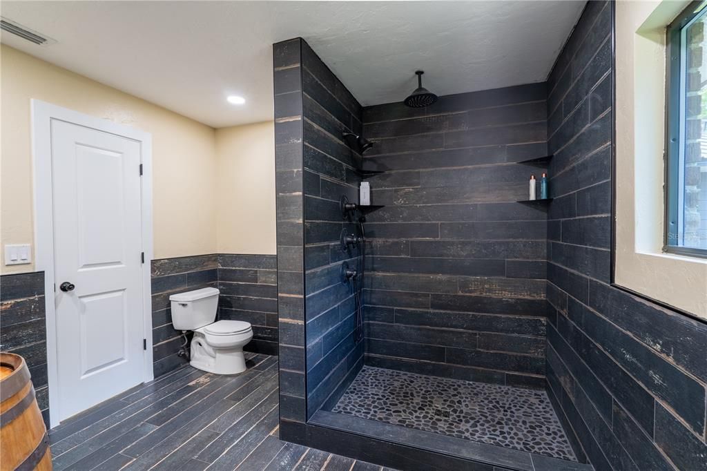 For Sale: $655,000 (3 beds, 1 baths, 1740 Square Feet)