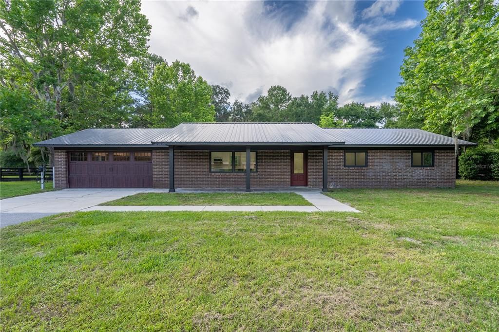 For Sale: $655,000 (3 beds, 1 baths, 1740 Square Feet)