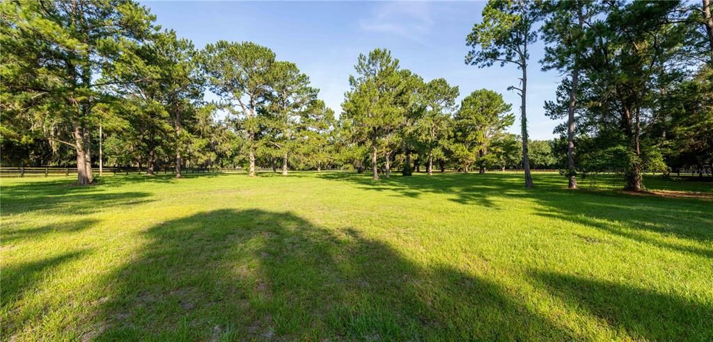 For Sale: $655,000 (3 beds, 1 baths, 1740 Square Feet)