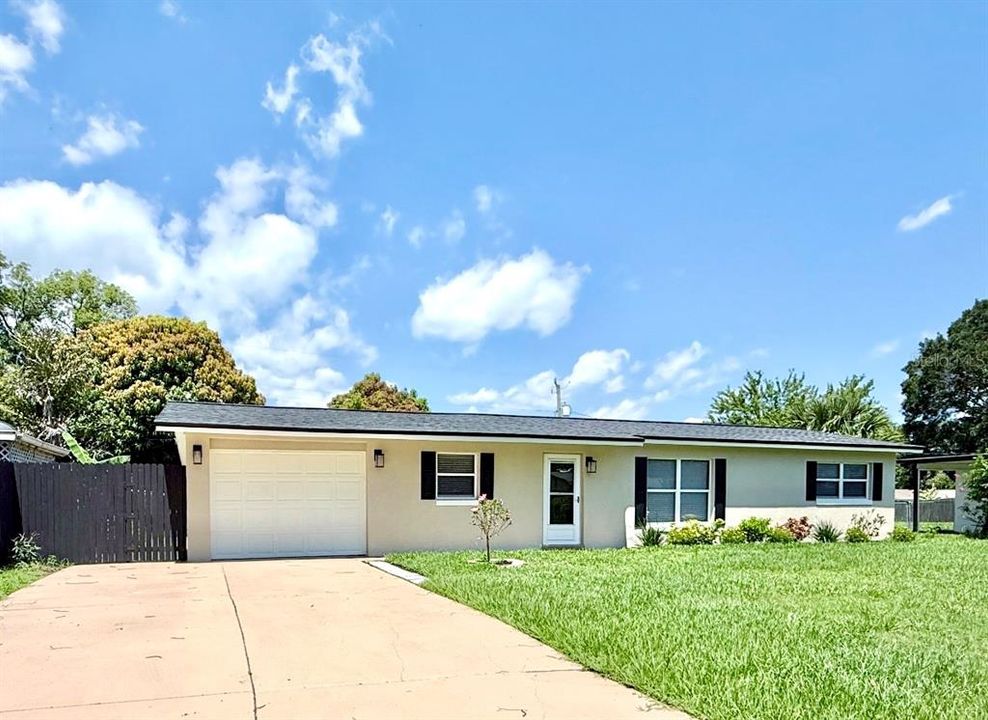 最近售出: $269,900 (3 贝兹, 1 浴室, 1284 平方英尺)