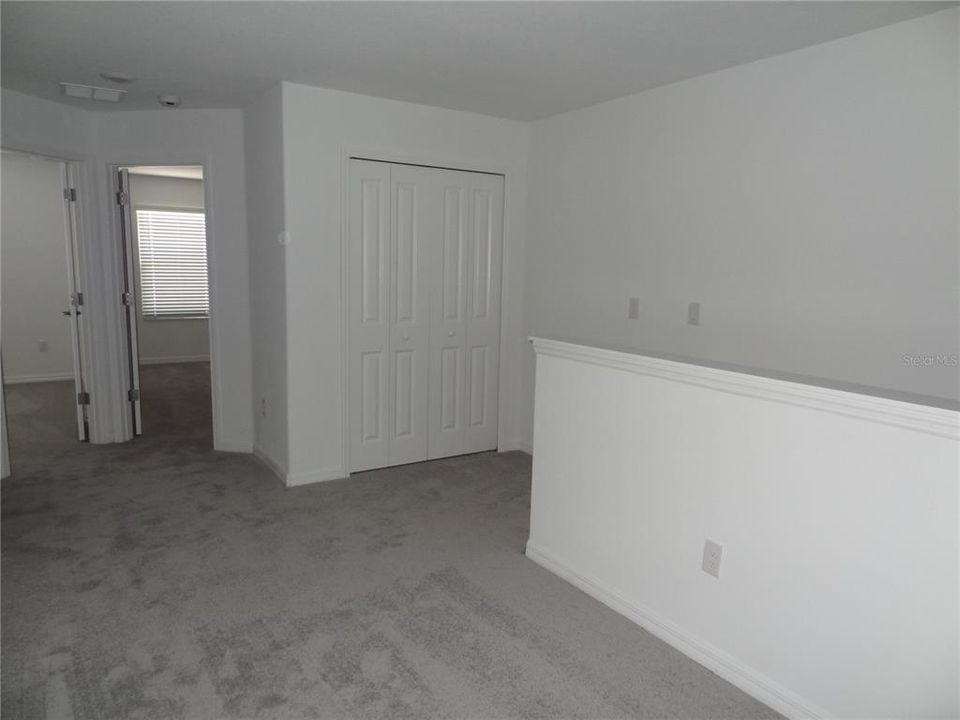 Active With Contract: $1,895 (3 beds, 2 baths, 1634 Square Feet)