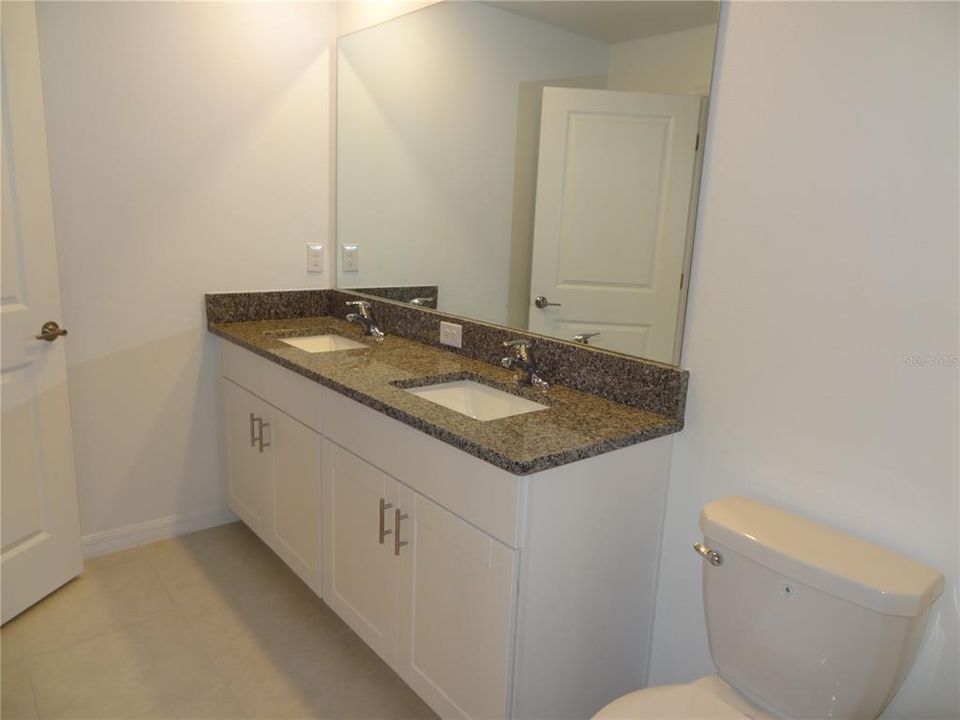 Active With Contract: $1,895 (3 beds, 2 baths, 1634 Square Feet)