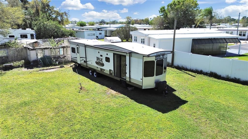 For Sale: $500,000 (1 beds, 1 baths, 480 Square Feet)