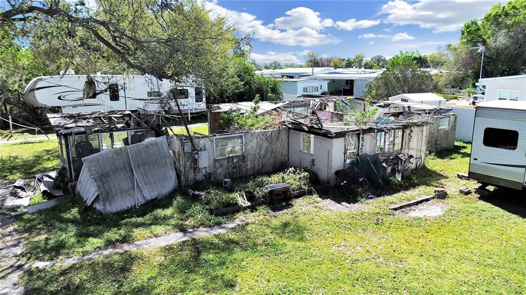 For Sale: $500,000 (1 beds, 1 baths, 480 Square Feet)