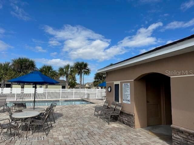 待售: $315,000 (3 贝兹, 2 浴室, 1387 平方英尺)