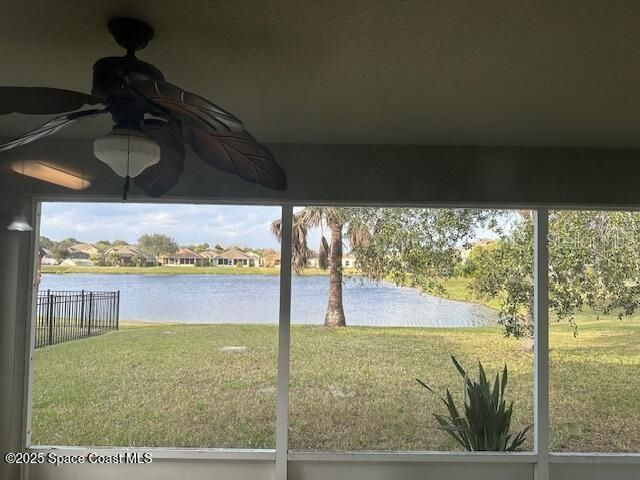 待售: $315,000 (3 贝兹, 2 浴室, 1387 平方英尺)