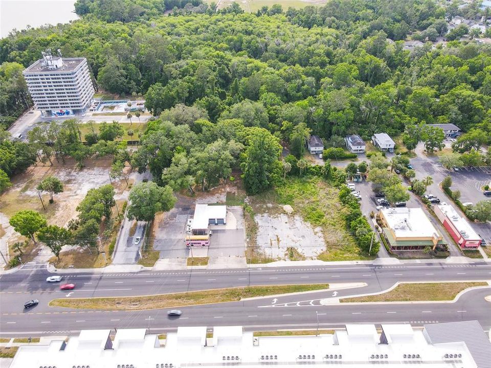 For Sale: $1,500,000 (0.77 acres)