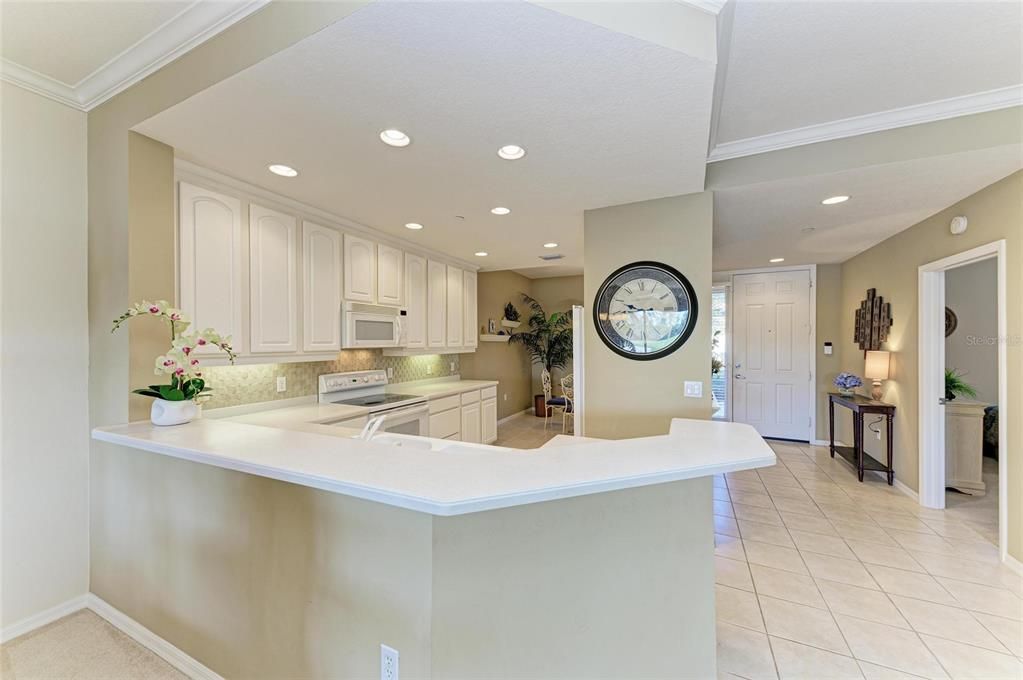 For Sale: $279,750 (2 beds, 2 baths, 1431 Square Feet)