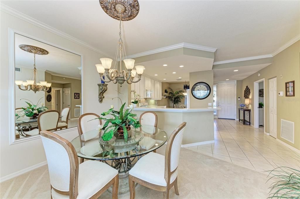 For Sale: $279,750 (2 beds, 2 baths, 1431 Square Feet)