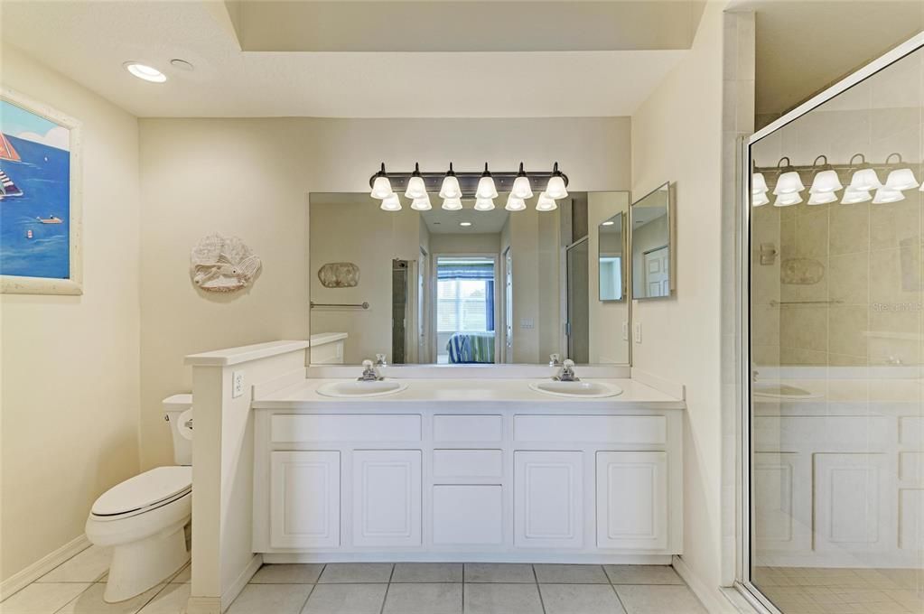 For Sale: $279,750 (2 beds, 2 baths, 1431 Square Feet)