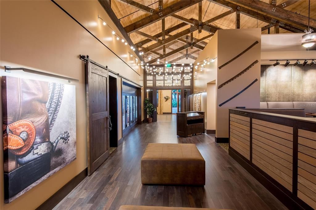 For Sale: $279,750 (2 beds, 2 baths, 1431 Square Feet)