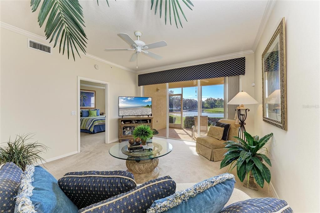 For Sale: $279,750 (2 beds, 2 baths, 1431 Square Feet)