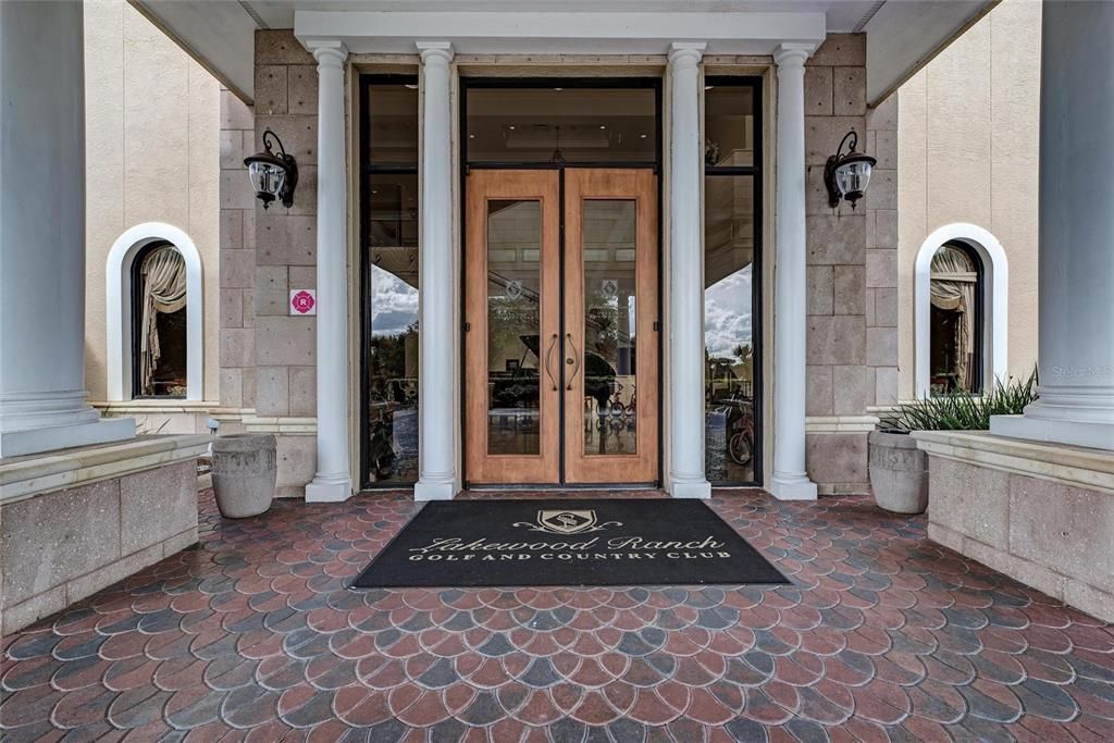 For Sale: $279,750 (2 beds, 2 baths, 1431 Square Feet)