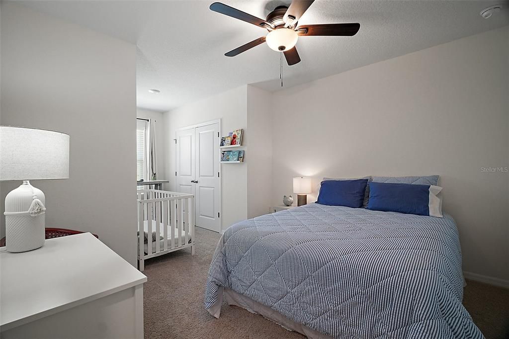 Под контрактом: $219,900 (3 спален, 2 ванн, 1688 Квадратных фут)