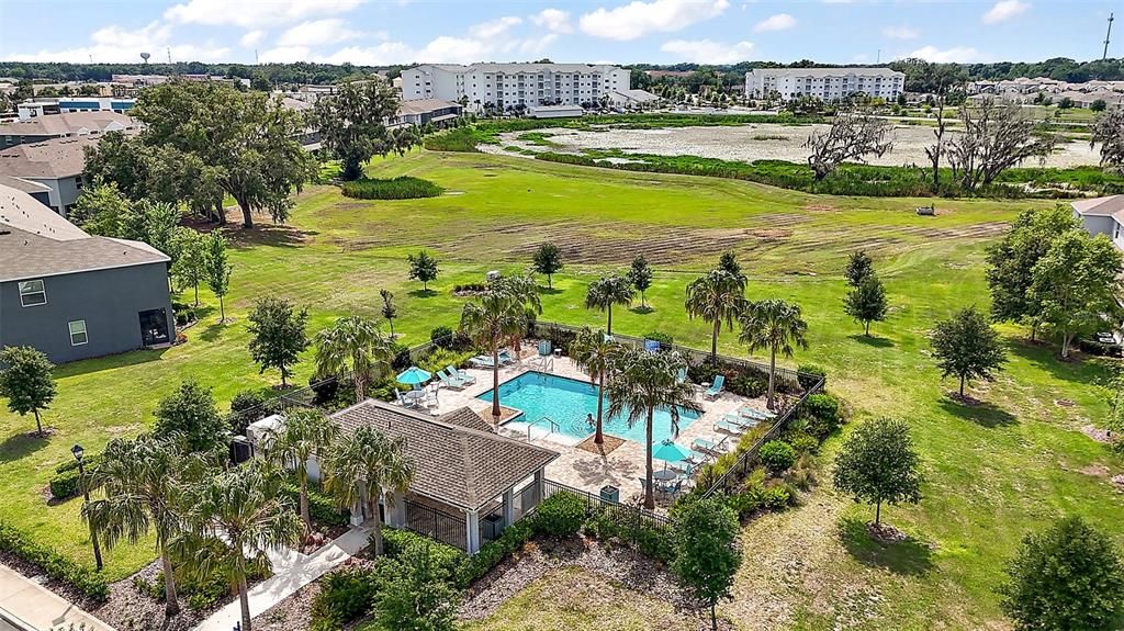 Под контрактом: $219,900 (3 спален, 2 ванн, 1688 Квадратных фут)