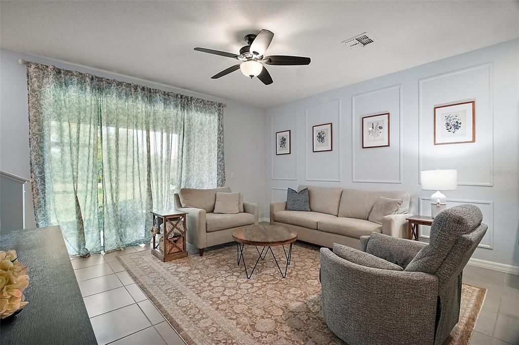 Под контрактом: $219,900 (3 спален, 2 ванн, 1688 Квадратных фут)