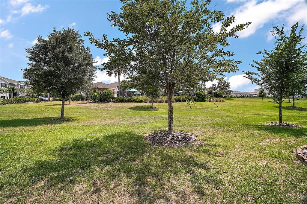 Под контрактом: $219,900 (3 спален, 2 ванн, 1688 Квадратных фут)