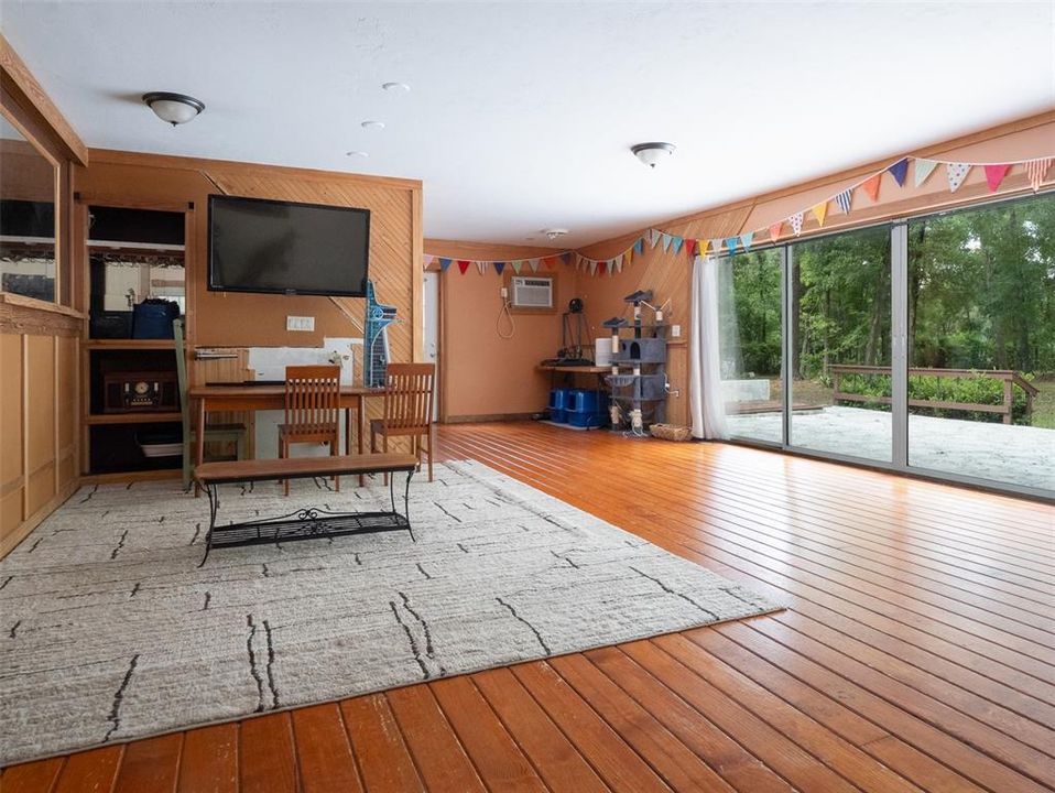 待售: $470,000 (3 贝兹, 3 浴室, 2629 平方英尺)