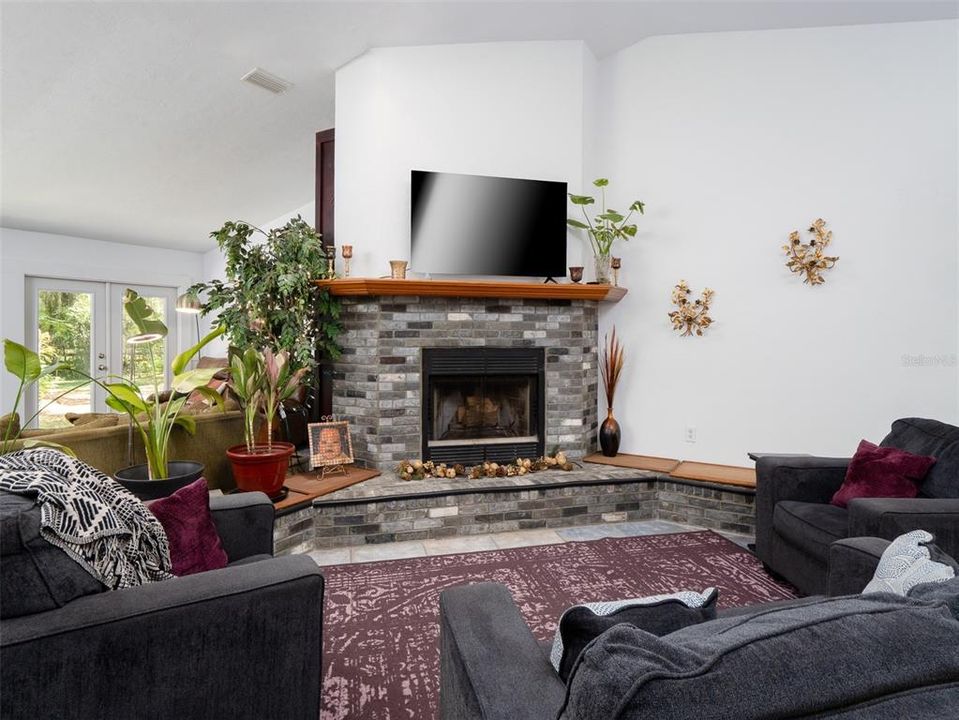 待售: $470,000 (3 贝兹, 3 浴室, 2629 平方英尺)