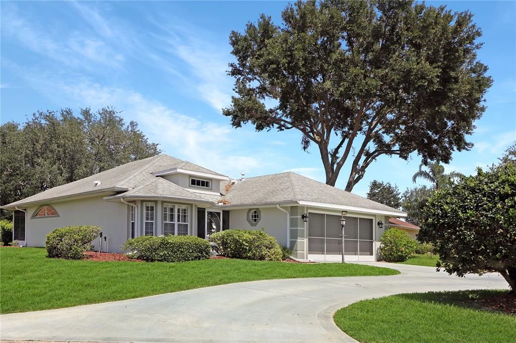 Recently Sold: $305,000 (3 beds, 2 baths, 1784 Square Feet)