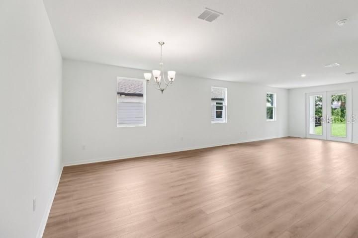 Active With Contract: $399,990 (3 beds, 2 baths, 2125 Square Feet)