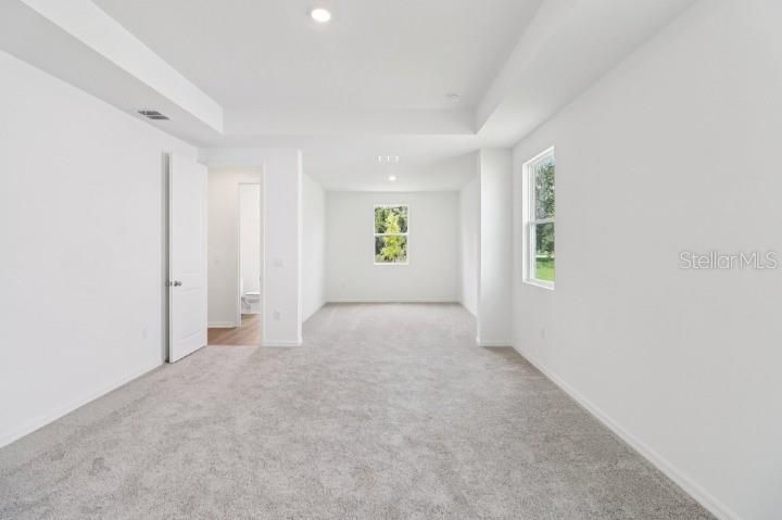 Active With Contract: $399,990 (3 beds, 2 baths, 2125 Square Feet)