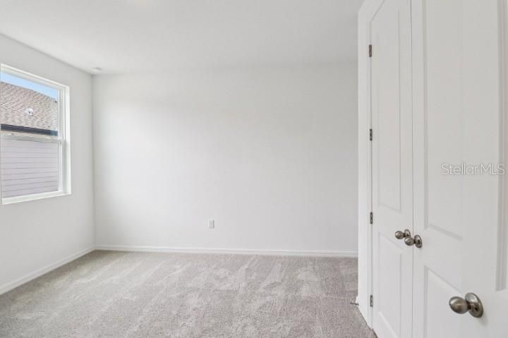 Active With Contract: $399,990 (3 beds, 2 baths, 2125 Square Feet)