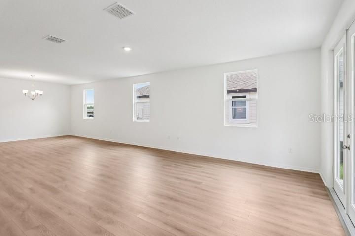 Active With Contract: $399,990 (3 beds, 2 baths, 2125 Square Feet)