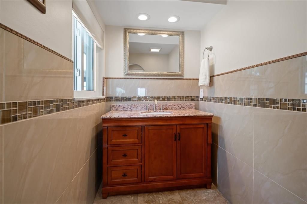 For Sale: $1,295,000 (3 beds, 3 baths, 2367 Square Feet)