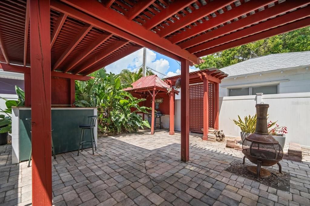 For Sale: $1,295,000 (3 beds, 3 baths, 2367 Square Feet)