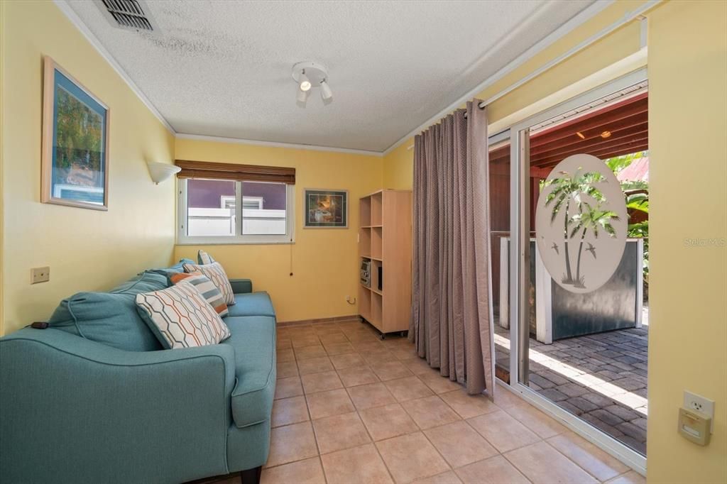 For Sale: $1,295,000 (3 beds, 3 baths, 2367 Square Feet)