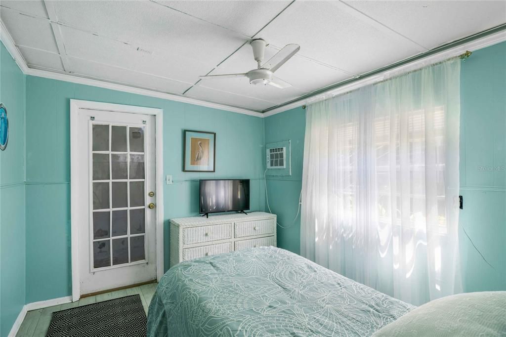 For Sale: $450,000 (2 beds, 2 baths, 1540 Square Feet)