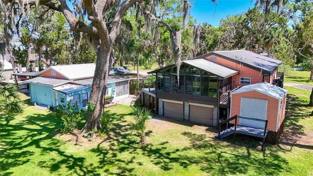 For Sale: $450,000 (2 beds, 2 baths, 1540 Square Feet)