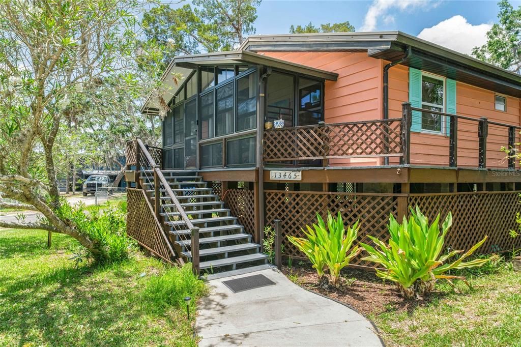 For Sale: $450,000 (2 beds, 2 baths, 1540 Square Feet)