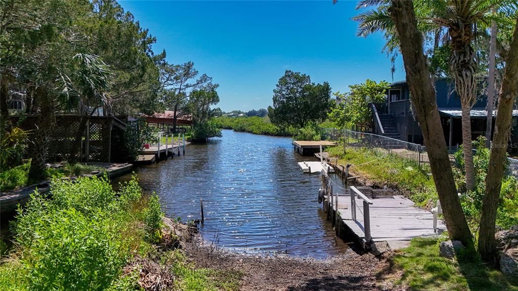 For Sale: $450,000 (2 beds, 2 baths, 1540 Square Feet)