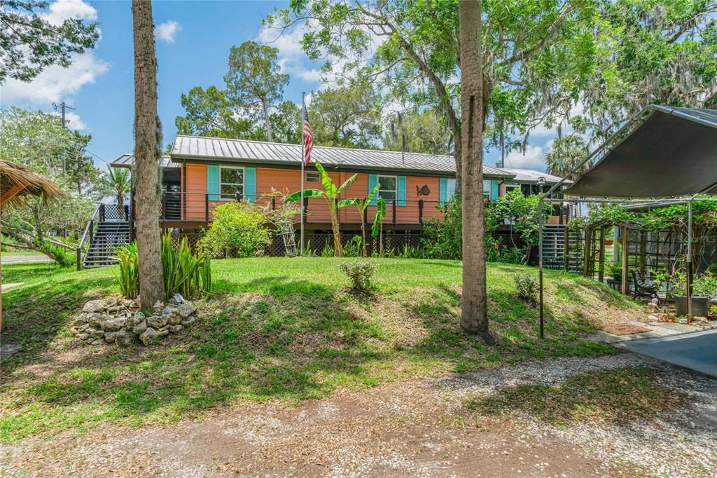 For Sale: $450,000 (2 beds, 2 baths, 1540 Square Feet)