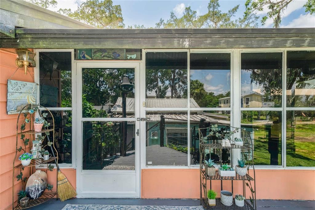 For Sale: $450,000 (2 beds, 2 baths, 1540 Square Feet)