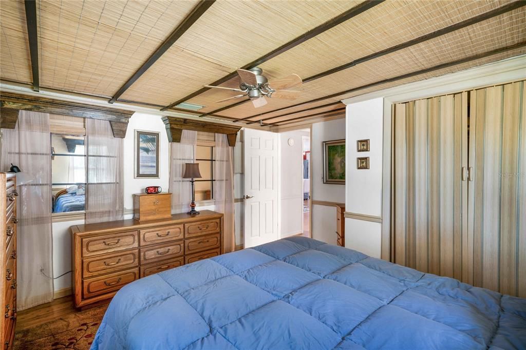 For Sale: $450,000 (2 beds, 2 baths, 1540 Square Feet)